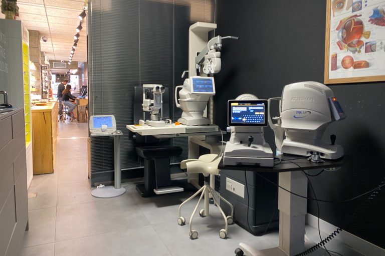 En las ópticas Dr Focus ofrecemos unos equipamientos avanzados